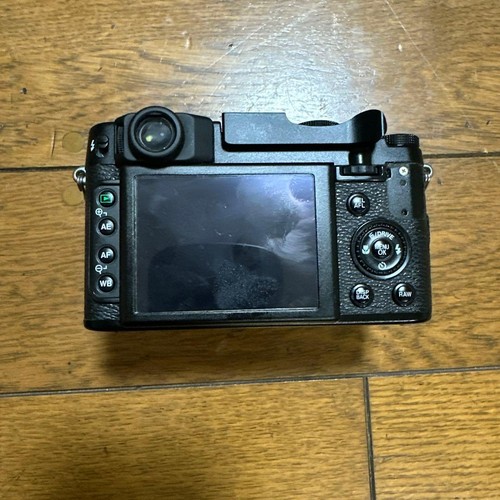 Fotocamera digitale compatta