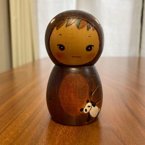 Bambola izumi oki kokeshi che - izumi,