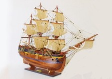 Modellino nave in legno HMS