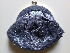 Pochette con strass - Dimensioni 13x 20 cm - con 2 tracolle/catenella