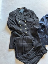 Completo donna gessato nero