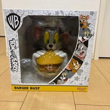Tom and Jerry Burger Bust