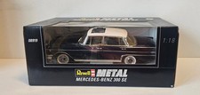 Revell Mercedes 300 SE blu