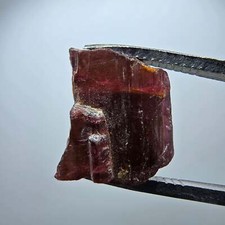 Raro cristallo di tormalina