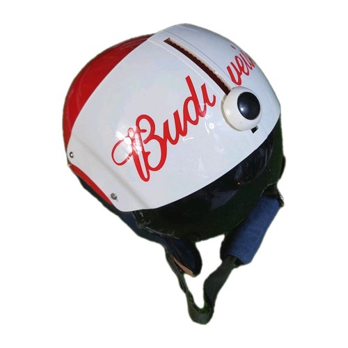 Casco pilota insolito