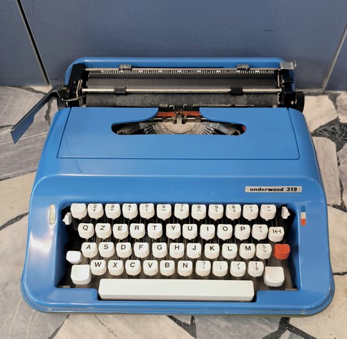 Macchina scrivere underwood - da,
