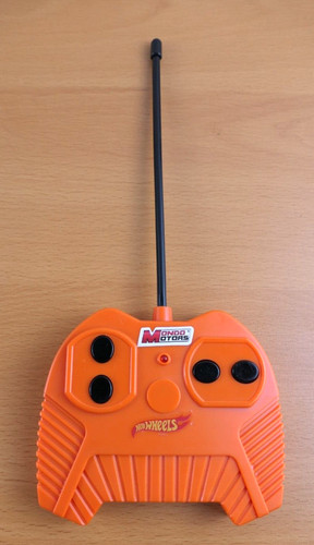 Hot wheels micro - hot, 1:28