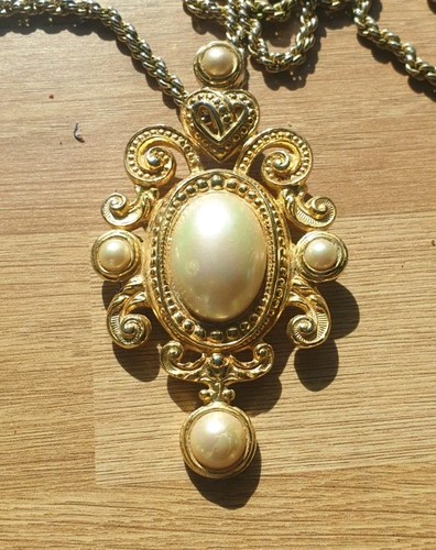 Rara collana bigiotteria