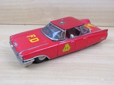 automobile giocattolo in LATTA ICHIKO CADILLAC pompieri fire chief made in japan