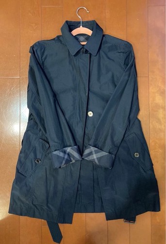 Burberry london trench coat - london,