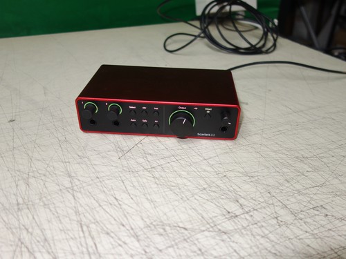 Focusrite scarlett 2i2 - scarlett,