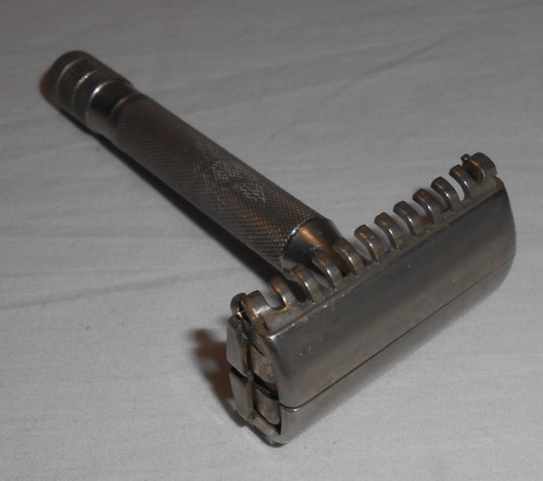 Rasoio sicurezza gillette - di,