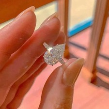 2.80Ct Pear Cut Moissanite