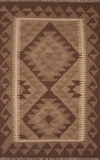 Tappeto tribale geometrico