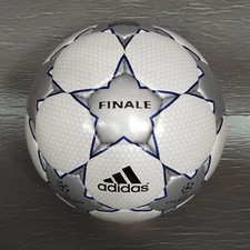 Pallone da calcio ufficiale Adidas FINALE Champion League taglia 5.