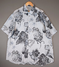 NEW Messori Floral AOP Button