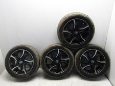 Toyota Yaris 2016 cerchio in