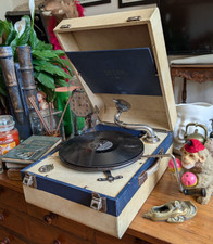 WORKING GRAMOPHONE RECORD