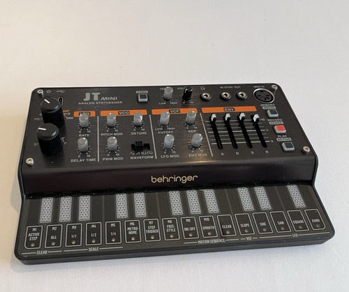 Behringer mini - jt,