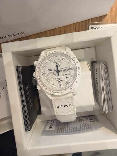 Omega swatch white snoopy - white,