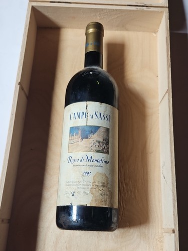 Vino rosso di - "rosso,