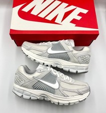 Nike Zoom Vomero 5 Pure