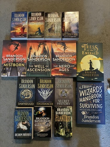 Brandon sanderson book lot - 15,