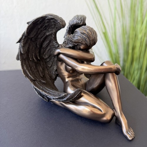 Statua statuina angelo triste