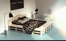Letto con testata realizzato