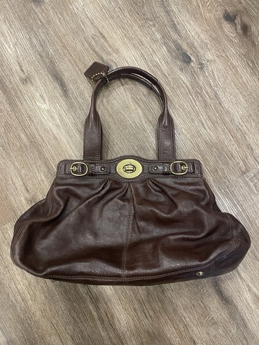 Coach garnet turnlock leather - turnlock,