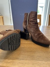 Stivaletto Da Donna In Camoscio. Made In Italy. Numero 41