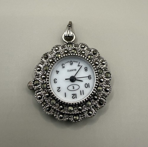 Bellissimo orologio con