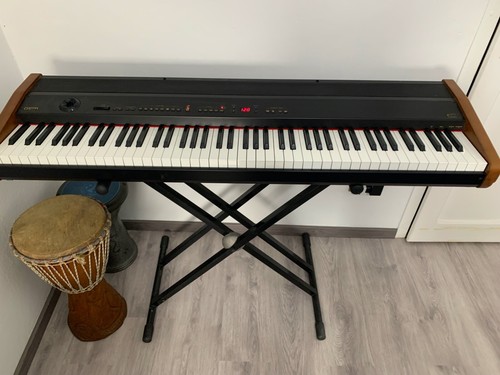 Pianoforte digitale real - pianoforte, piano