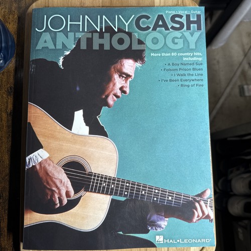 Hal leonard johnny cash - johnny,