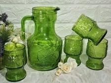 ANNI 70 SET BROCCA CARAFFA  IN VETRO VERDE H CM 23 BASE12CM 4 BICCHIERI Diam7h11