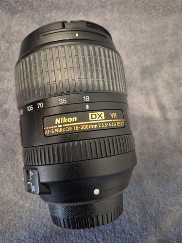 Nikon nikkor 18 - af-s, 18-300mm