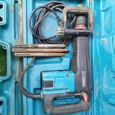 Martello Elettrico Makita