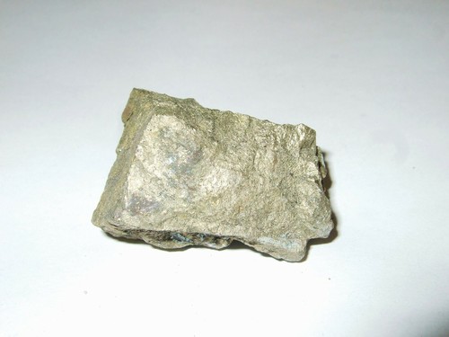 Minerali grezzi - -,