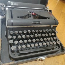 Macchina Da Scrivere Royal Companion 1941 Con Custodia Originale Riv. Olivetti