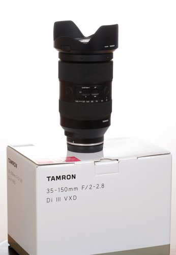 Tamron 150mm 8 di - f/2-2.8,