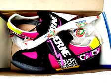 Scarpe da corsa NOS nuove con