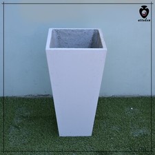 Vaso in cemento bianco per