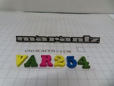 PLACCA MARANTZ VAR254 ARGENTO  L=13CM, H=1CM, FISSAGGI A 11CM.  VEDI FOTO