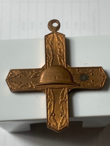 R82 582 italian - r82_582), croce