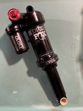 Ammortizzatore pneumatico