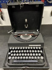 MACCHINA DA SCRIVERE PORTATILE INVICTA - TORINO  - VINTAGE TYPEWRITER