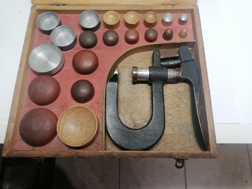 Attrezzo posa vetri orologiaio