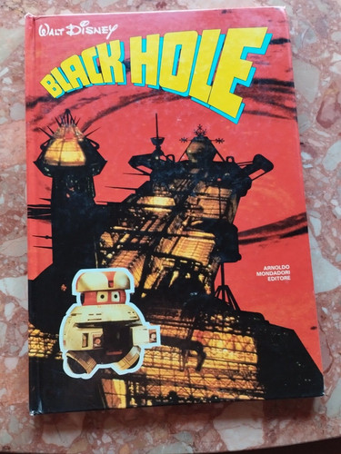 Black hole della - hole,