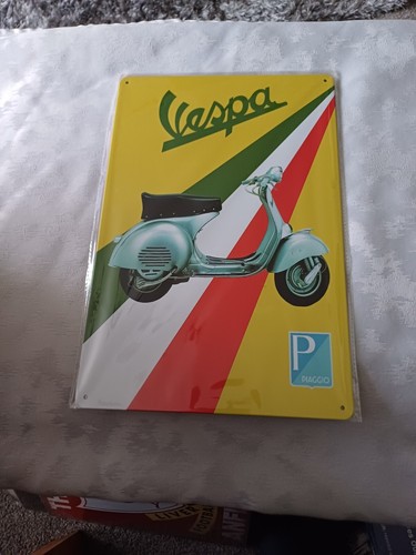 Bnib distressed vespa piaggio - distressed,