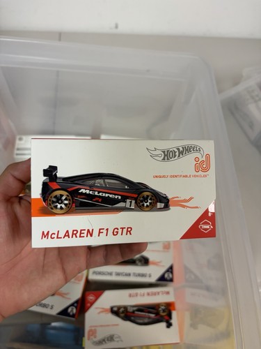 Hot wheels mclaren f1 gtr - hot,